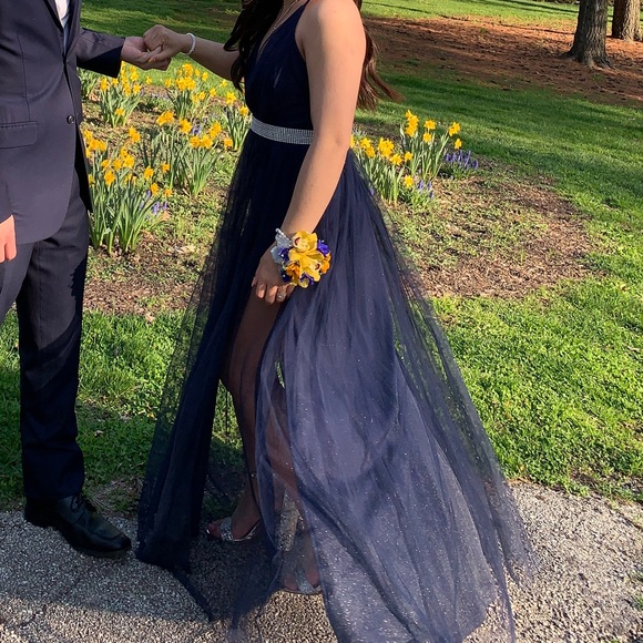 Sparkly Navy Prom Dress - Picture 4 of 6